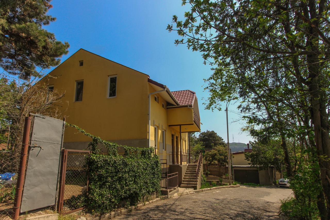Apartment Gardens 44 Tbilisi Exterior photo